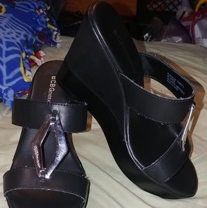 New BCBG generation wedges